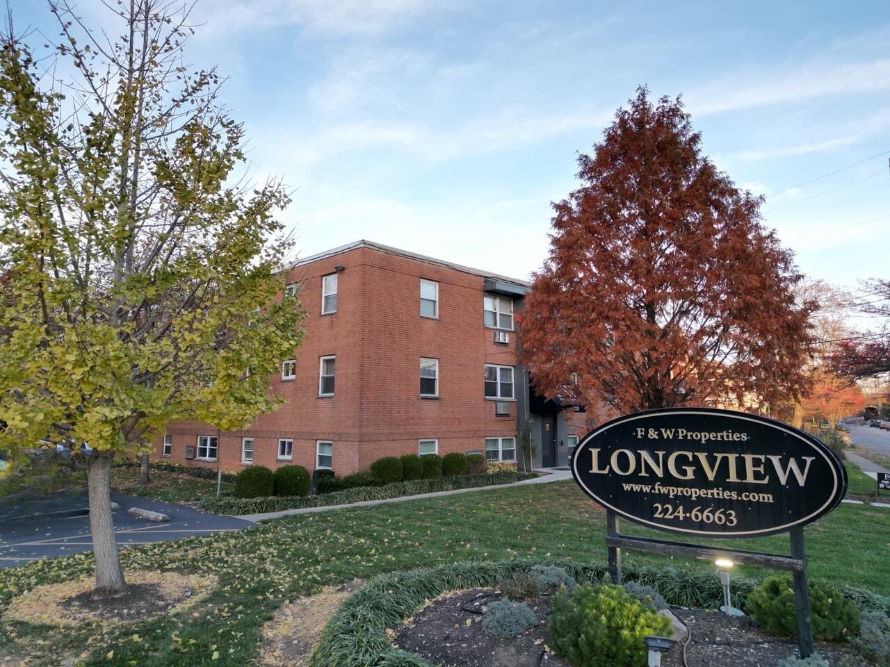 Long View Apartments exterior on E. Long Street, Columbus
